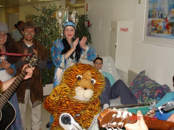 http://yalla.co.il/pics/2008_1.jpg